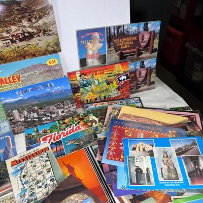 Big lot of un-posted Vintage travel postcards