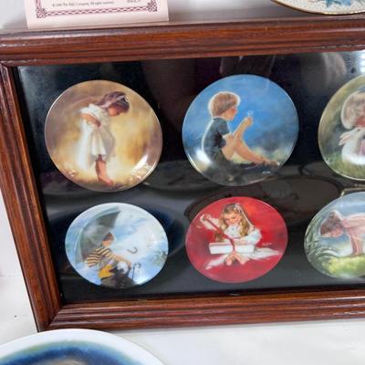 Zolan, Hagara faces of the world decorator plates
