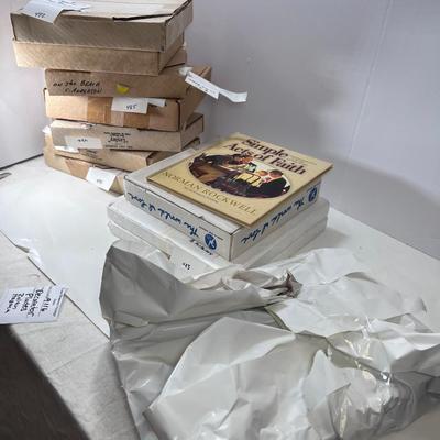 Zolan, Hagara faces of the world decorator plates