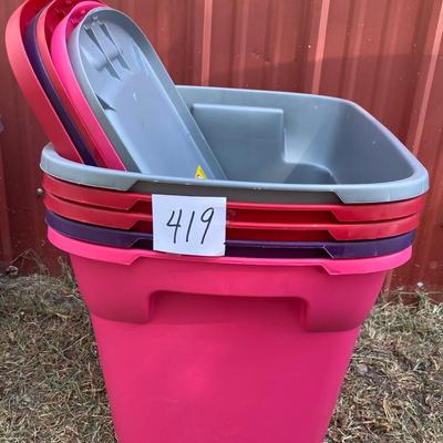 5 Totes with Lids