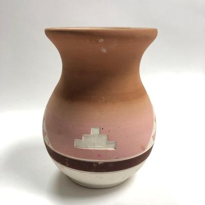 Vintage signed D Lenfer Native American Sioux Pottery vase