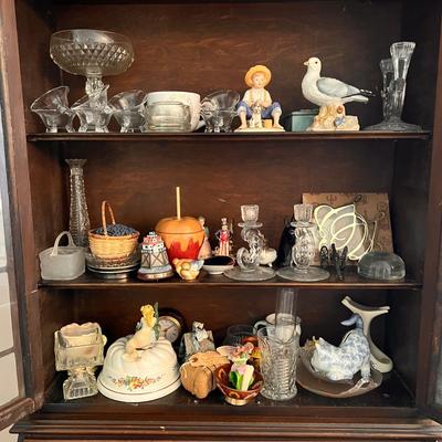 Huge Mixed Lot Vintage Collectibles Smalls