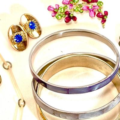 Jewelry lot
