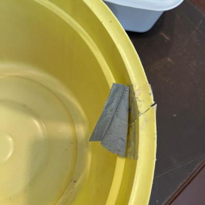 3 plastic buckets / tubs