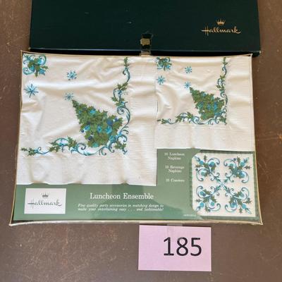 Vintage, hallmark paper, luncheon host