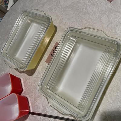 Pyrex refrigerator dishes