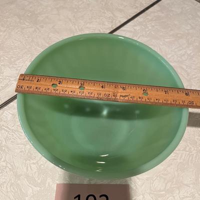 Jadite Fireking Swirl mixing bowl