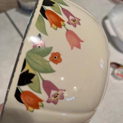 Hall Crocus set of 3 nesting bowls