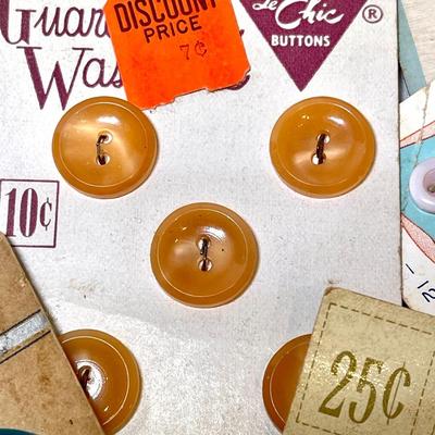 Vintage button lot