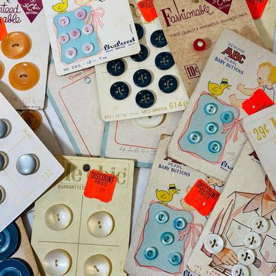 Vintage button lot