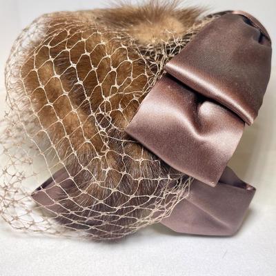 Mid Century hat