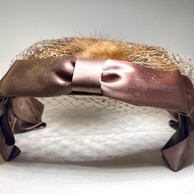 Mid Century hat