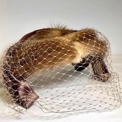 Mid Century hat