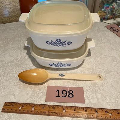 Corning ware casseroles with lids + more