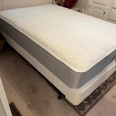 Full Size Bed Frame, Comforter& More (GB-MG)