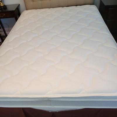 Queen Size Bedframe, Comforter Set and More (M-DW)