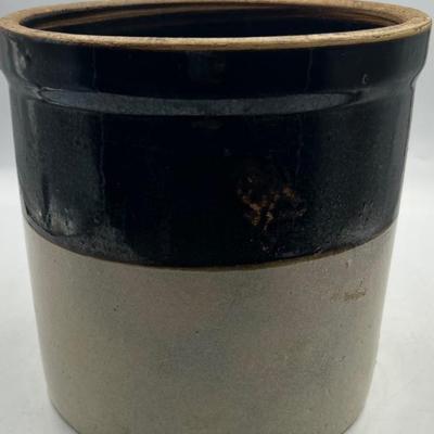 Ceramic pot