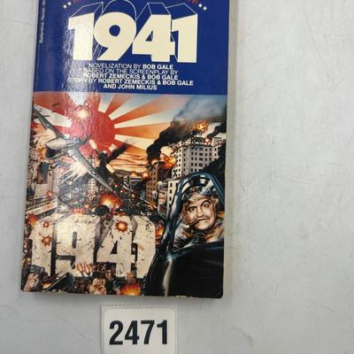 War books lot