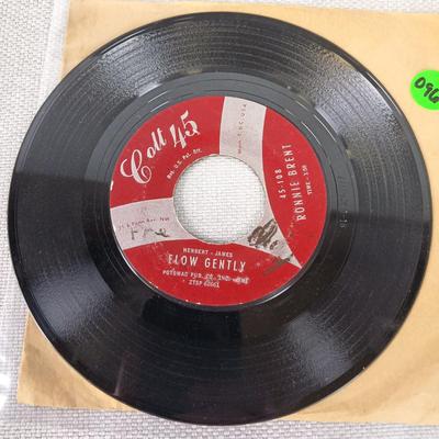 45rpm - Ronnie Brent - Cowboys and Indians - Colt 45 - 45-108