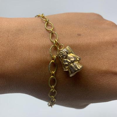 Fun Variety of Pins, Beaded Necklaces, and Bracelets (B3-KW)