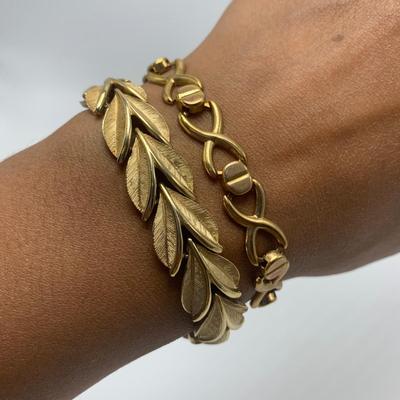 Fun Variety of Pins, Beaded Necklaces, and Bracelets (B3-KW)