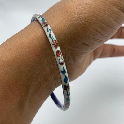 Fun Variety of Pins, Beaded Necklaces, and Bracelets (B3-KW)