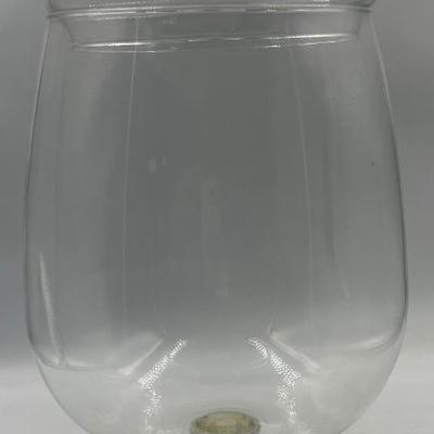 Glass jar