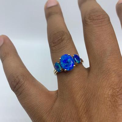 10K Yellow Gold Ring with Ethiopian Opal (B3-KW)