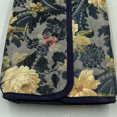 Makeup bag