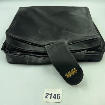 Toiletry travel bag