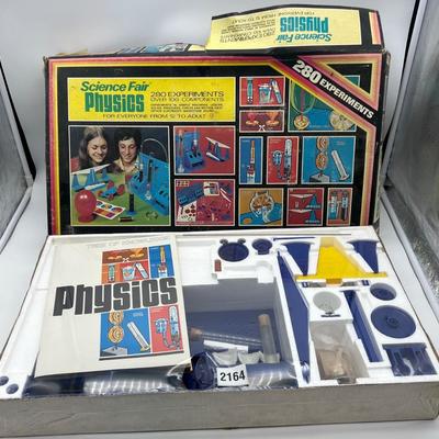 Science fair physics set