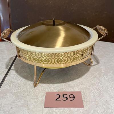 Vintage casserole with trivet