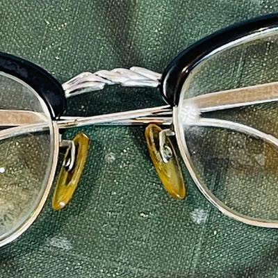 Vintage 12K gold filled cat eye eyeglasses