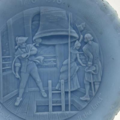 FENTON Bicentennial Liberty Bell plate *Read Details