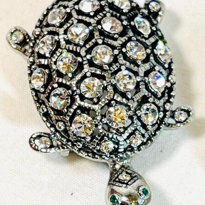Contemporary costume jewelry lot