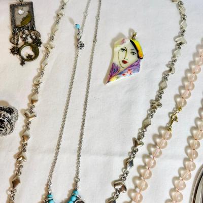 Contemporary costume jewelry lot