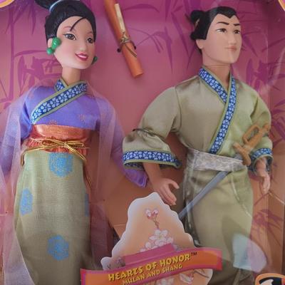 1997 Mattel Disney Mulan Hearts of Honor Mulan & Shang Doll Giftset 19019