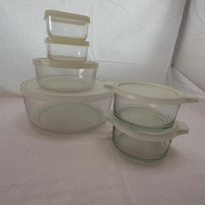 Food Storage Containers Including Pyrex, Snapware and More (K-KL)