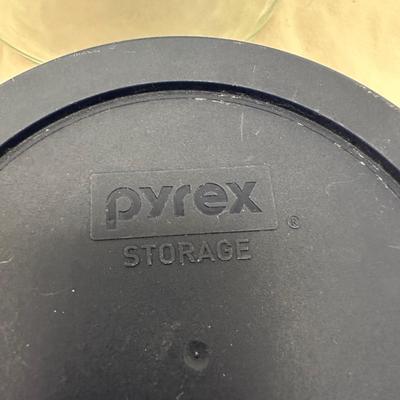 Food Storage Containers Including Pyrex, Snapware and More (K-KL)
