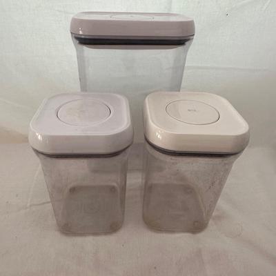 Food Storage Containers Including Pyrex, Snapware and More (K-KL)