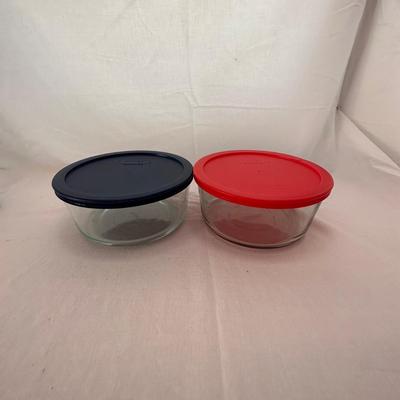 Food Storage Containers Including Pyrex, Snapware and More (K-KL)