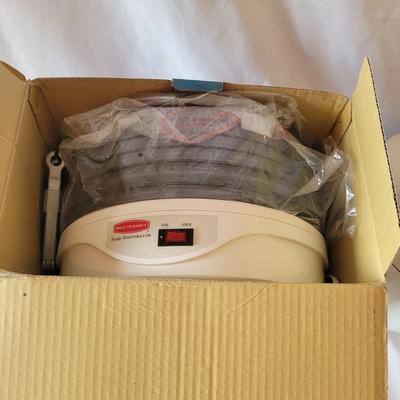 Crockpots, Food Dehydrator, and More (K-CE)