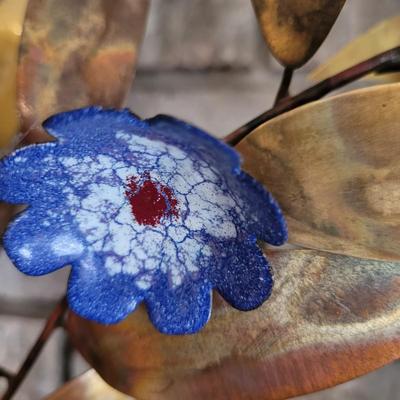 Metal Floral Wall Sculpture (D-CE)