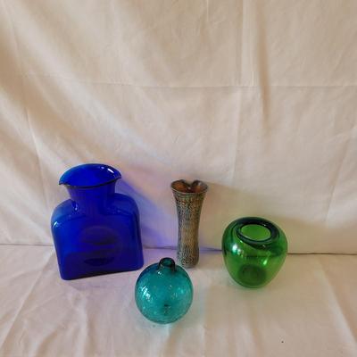 Colorful Glass Vases with Fenton (K-CE)