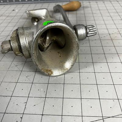 UNIVERSAL GRINDER 