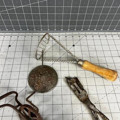 Antique Utensils 
