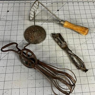 Antique Utensils 