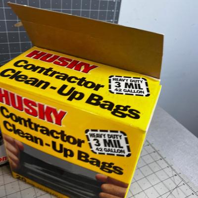 GARBAGE BAGS, NEW 