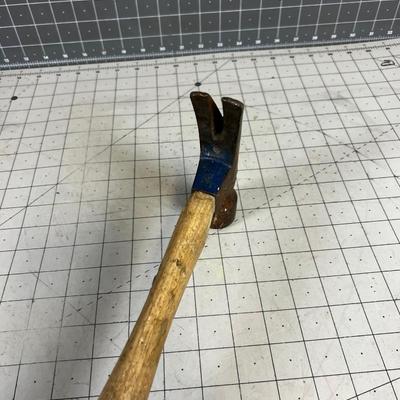 24 Once Vaughn Framing Hammer 