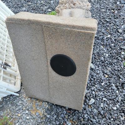 Assorted Planters and a Lion (P-DW)